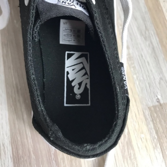 NWT VANS Brigata Black white Kid’s AUTHENTIC - Picture 7 of 8